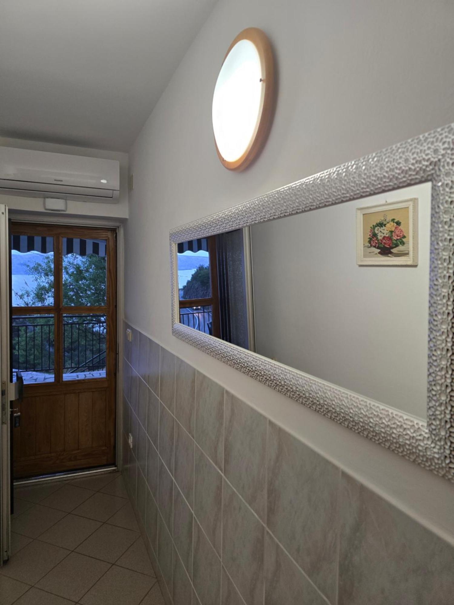 Apartments Mladenka セニ エクステリア 写真