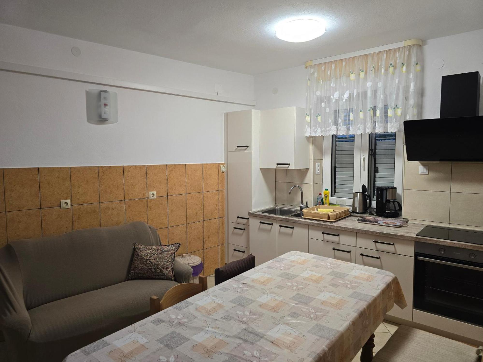 Apartments Mladenka セニ エクステリア 写真