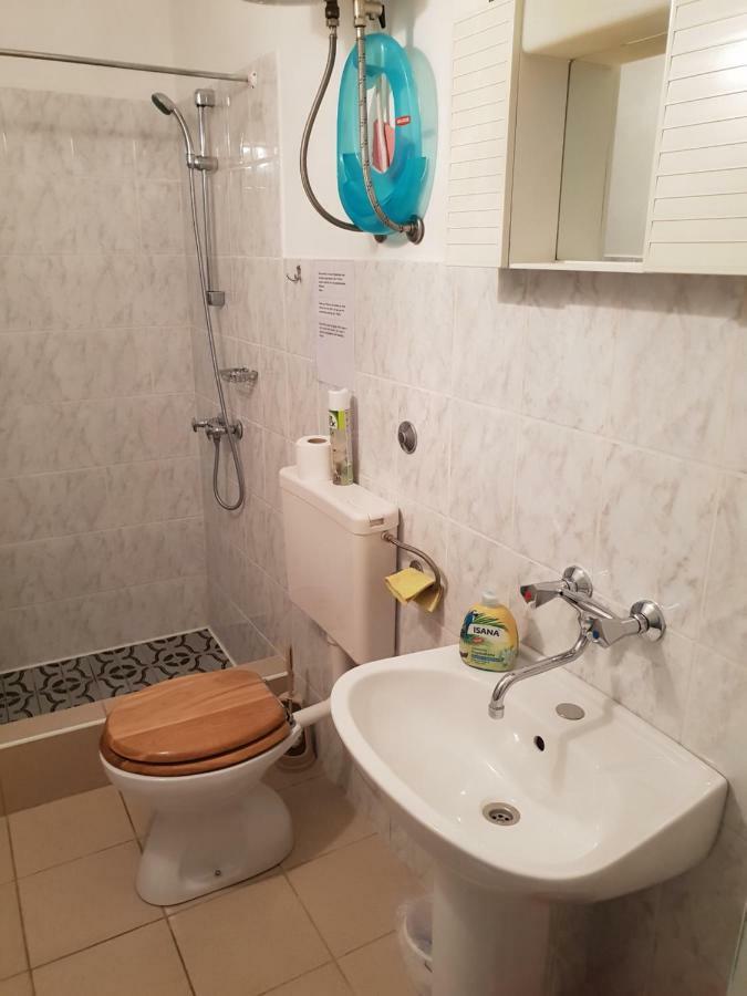 Apartments Mladenka セニ エクステリア 写真
