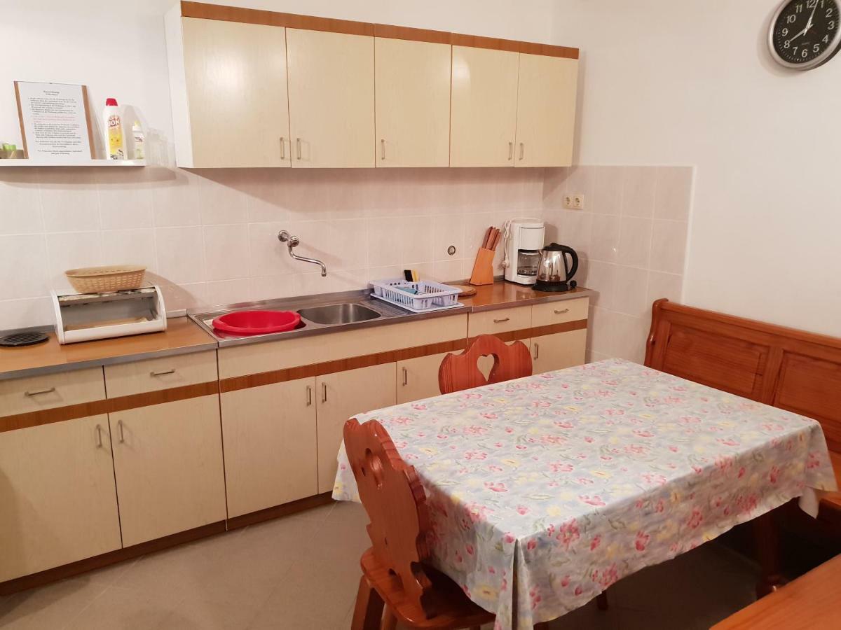 Apartments Mladenka セニ エクステリア 写真